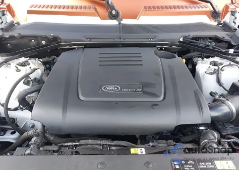 2024 Land Rover Defender 110 P300 z USA, uszkodzony, nr VIN SALEJ7EX7R2288207